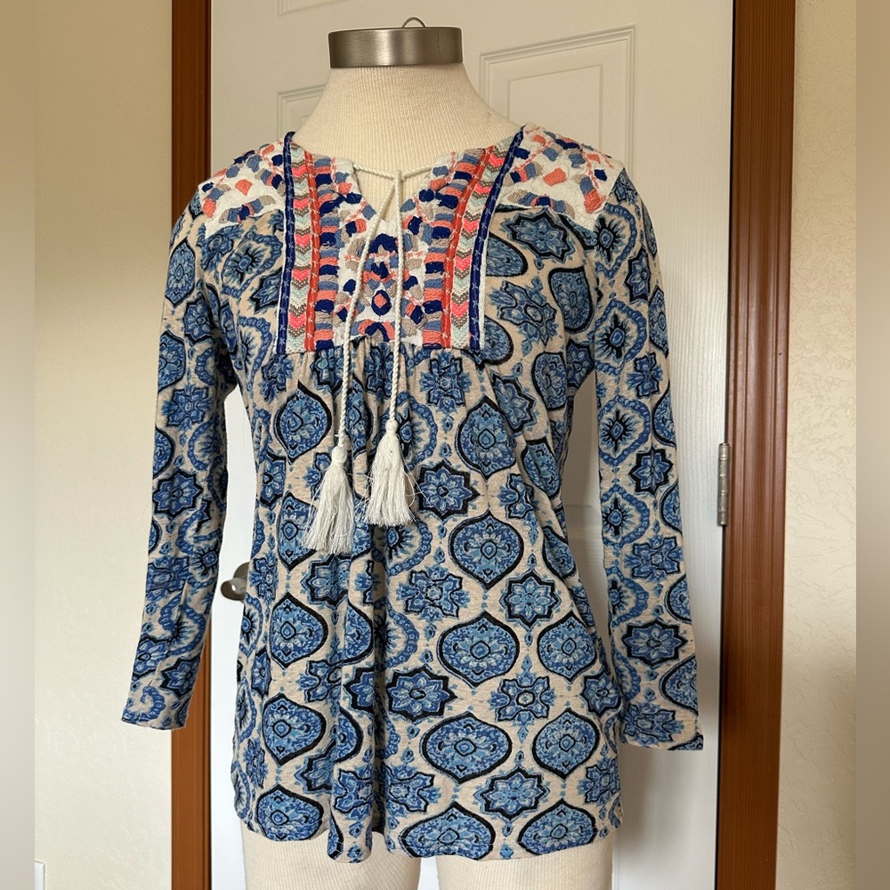 Lucy brand tassel blouse size S